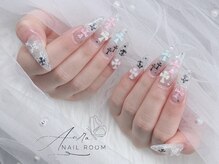 オウラネイルルーム(Aura nail room)の雰囲気(パーツ付け放題、持ち込みデザインもOK◎)