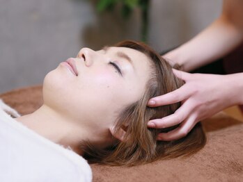 キュープ 静岡店(Qpu)/小顔頭蓋骨矯正２