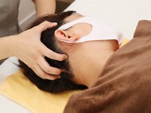 まりハウス/施術風景(ヘッドスパ)