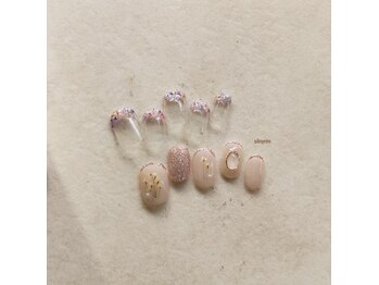 シルニー リム(Silny rim)/アシンメトリーニュアンスネイル