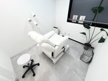 ロレインブロウ 南草津店/個室写真