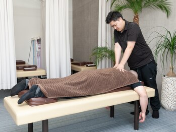 整体 整骨院 まかな/施術風景