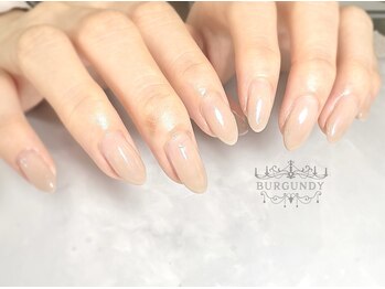 バーガンディ 鶴田(BURGUNDY)/グラデーション