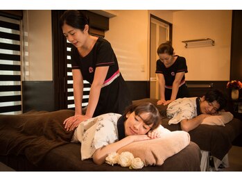 ペルラスパ 六本木店(Perla SPA)の写真/【ペアok平日限定★アロマリンパ上半身＋デコルテor足裏・ふくらはぎ80分¥5940】至福の時間を一緒に♪