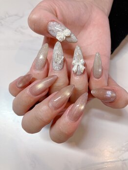 華やか上品ネイル