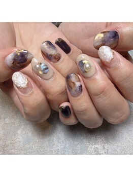 アティックネイルアトリエ(attic nail atelier)/持ち込みニュアンスネイル