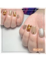 トレゾワ(TRESOR)/べっ甲ネイル