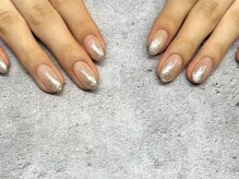 ネイルサロン北野坂/ラメグラデーションネイル