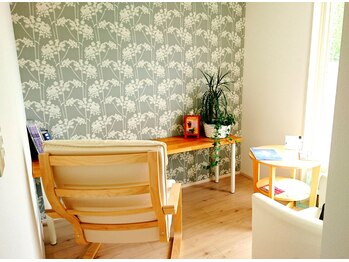 サレーヌ フェイシャルサロン 塩尻店/ウェイティングルームもご用意☆