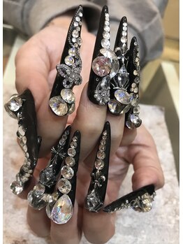 エスフィーネイルサロン ブリーユ(Esfy nailsalon Brille)/黒ロングスカルプ