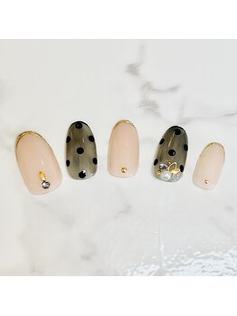 シャラ(SHARA)/定額ネイル 8900円