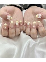 ムーンネイル(moon nail)/イエローフレンチ
