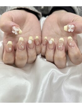 ムーンネイル(moon nail)/イエローフレンチ