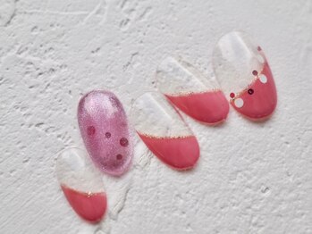 カトルナフ(quatre fois neuf)/おしゃれホロななめフレンチ