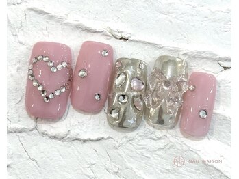 ネイルメゾン 池袋店(NAIL MAISON)/ピンクハートビジュー¥10550