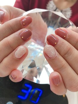 アイコニック ネイルアンドアイ 長久手店(ICONIQ nail&eye)/