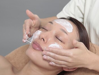 サレーヌ上大岡/5)パッティングマッサージ