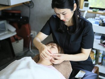 ルーチェの写真/気になる小じわケア！《悩みに特化した美容鍼！初回特別価格》エイジングケアやお顔のリフトアップ効果も◎