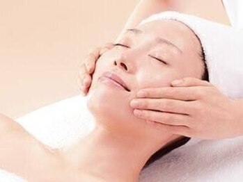 メナード 西区清里町店の写真/【CMでお馴染み】キレイになりたい大人女性を応援!鏡を見て感じるお悩みに肌の専門家が美のtotalサポート♪