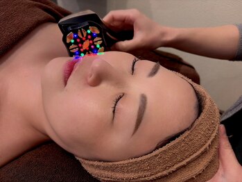 アリュール 倉敷(ALLURE)の写真/W特許の新技術【今までにない体感と効果をエステでも】導入×EMS×RFの最新機器でおでこ～首まで隈なく施術