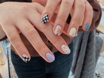 ネイルズ バイ マイ(NAILS BY MAI)/6本アートコース