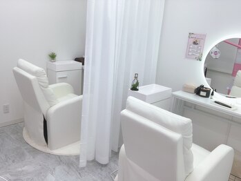 エクシアホワイトニング 日本橋店/店内