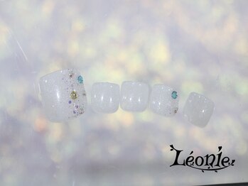 レオニー(Leonie)/カラフルストーンネイル