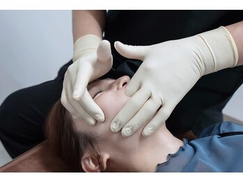 エルシンメトリー矯正院(ailesシンメトリー矯正院)/歪み小顔矯正