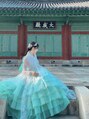 カリス(Charis) 家族旅行で韓国に行った時の写真です!韓服を着ました♪