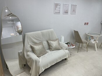 ミーリネア 南堀江(Me:linea)/広々とした店内♪