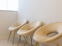 ロレインブロウ 枚方店/待合スペース