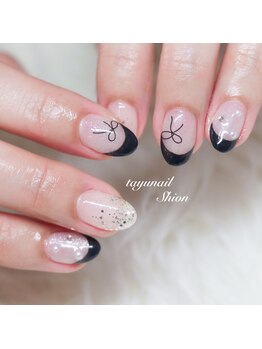 パラジェル黒フレンチネイル