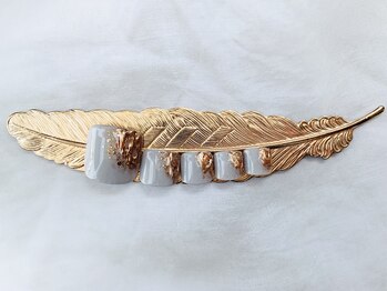 ラウレアルア(Laure’a lua)/ニュアンスネイル