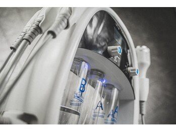 エムドット(M.)/ハイドロフェイシャル