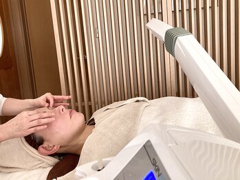 ノーブル シャット Noble Chateの写真/【春の糖化＆美白ケア】花粉も紫外線も怖くない。黄色くくすんだ糖化肌を澄みわたる透明ハリ肌へ。