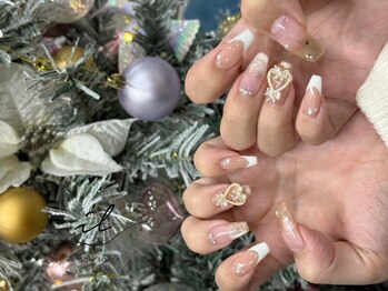 イル 神戸店/フレンチ×ラメグラネイル
