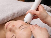スリーエッセンス(3THREE ESSENCE)の雰囲気（医師監修の希少なエクソソーム×幹細胞培養液を真皮層まで導入）