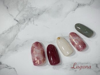 ラグウナ(Laguna)/タイダイとホイルネイル