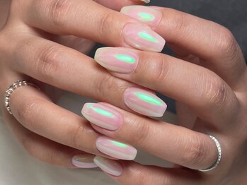 サロンドフォーエイチ(salon de 4H)/うるうるオーロラネイル★