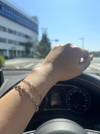 パーマネントジュエリー重ね付け
