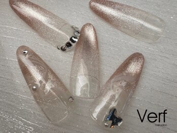 ネイルサロン べルフ(nail salon Verf)/マググラデ×ストーンアート♪