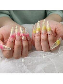 指先に春うるつやお花ネイル