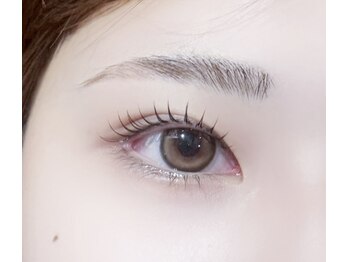 フィールリファイン(Feel Refine)の写真/仕事帰りに駆け込める♪まつげサロン◎20時まで営業でキレイをチャージ!