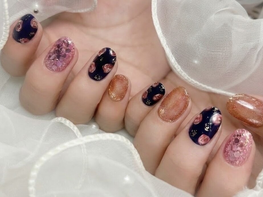 2026年秋トレンド】ニュアンス ガーリー ハンドのネイルデザイン集