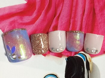 ネイルサロン リリオ(Nail Salon Ririo)/オーロラキラキラフットネイル