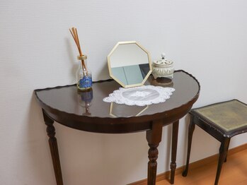 マナコ(manako)/メイクブース