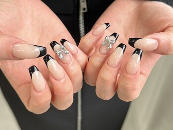 ルハナネイル(Luhana nail by Linoa nail)/フレンチネイル＋リボン