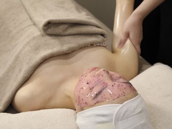 ラビィ(lovie)/フェイスandボディ