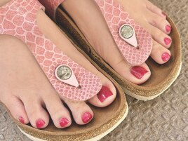 フットケア/マニキュア無料