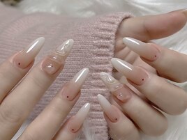やさしい雰囲気ネイル